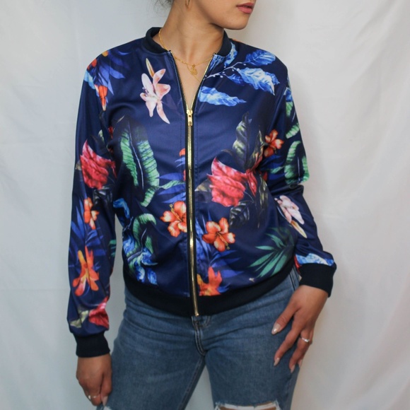 FALL ZIPPER VEST - Picture 1 of 1